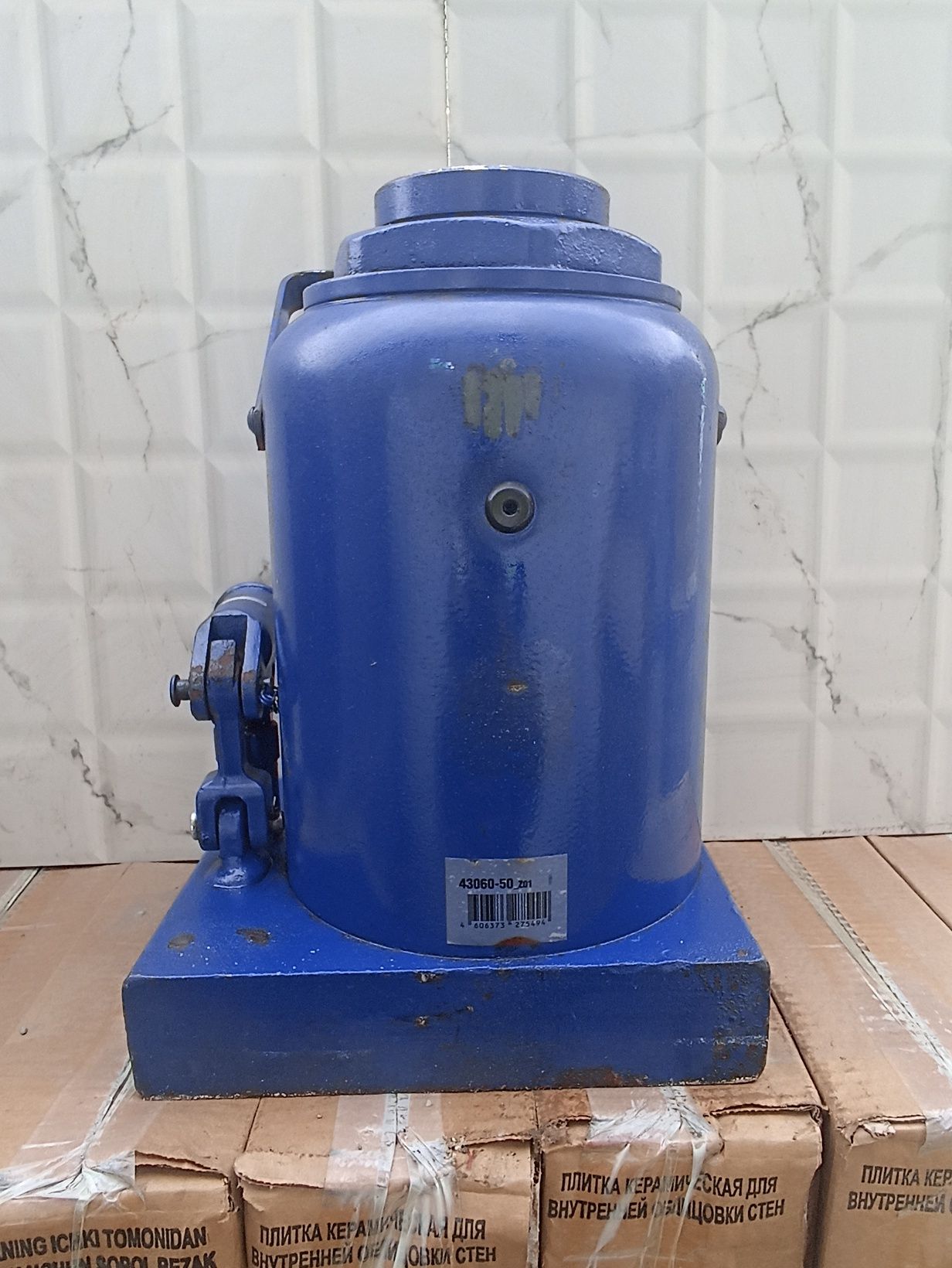 Домкрат 50 тонны