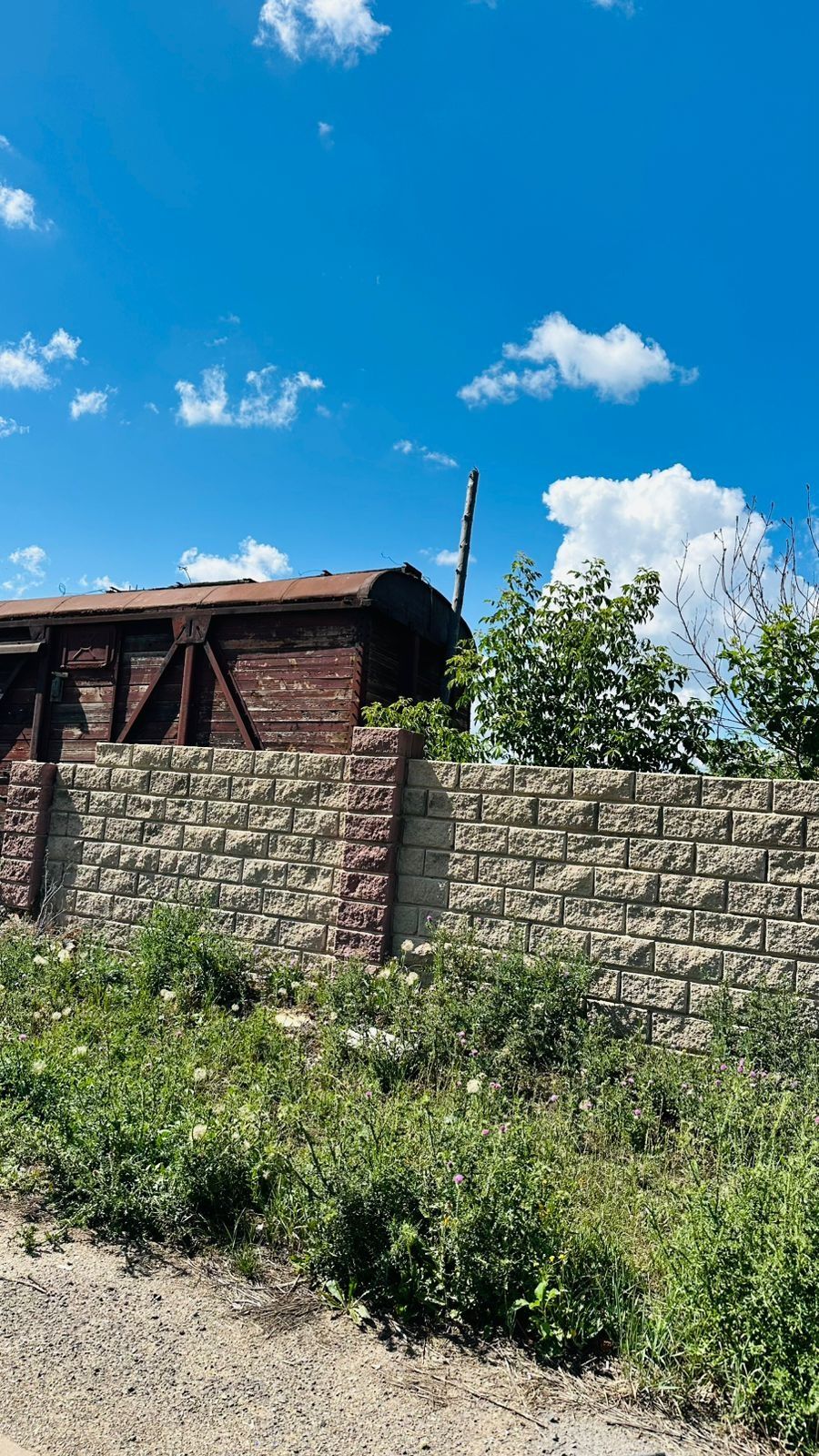 Продам вагончик можно для металлалома