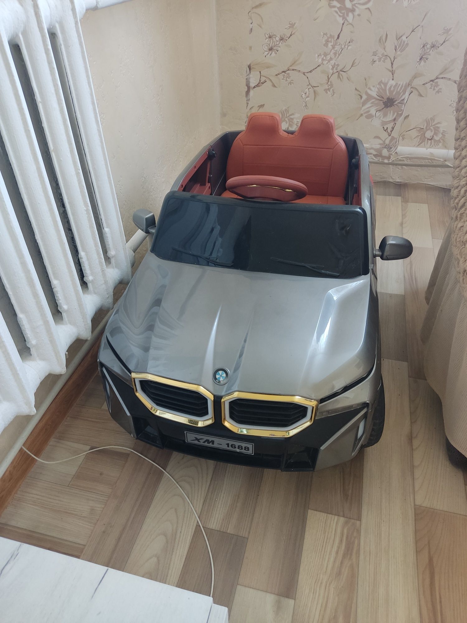 Продам электромобиль