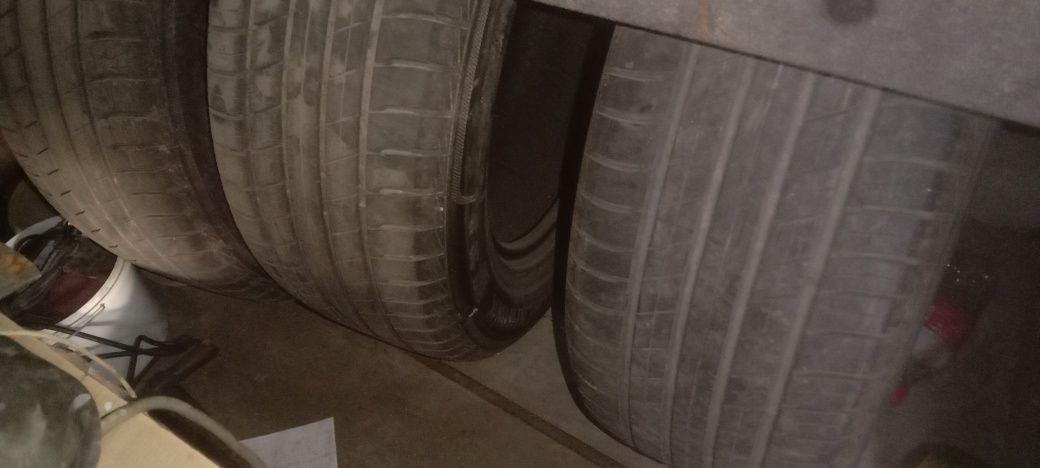 Продам шины в идеальном состоянии