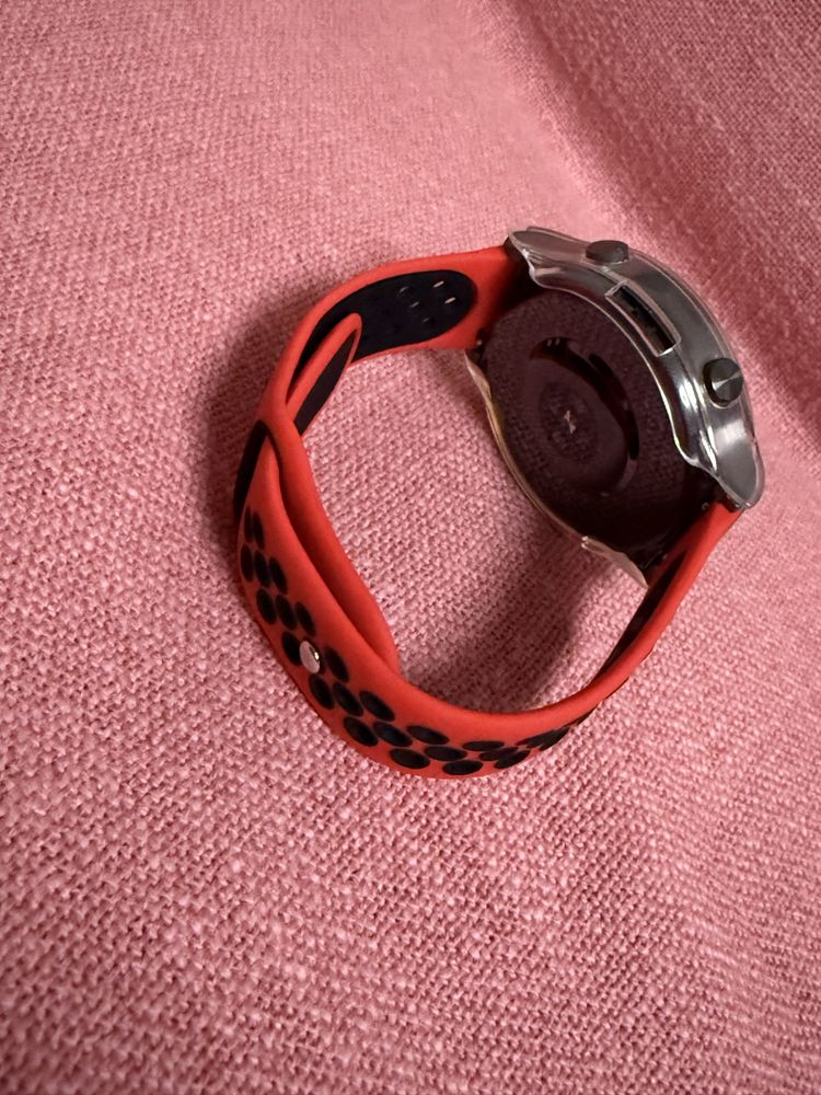 Продам срочно HUAWEI WATCH GT 2 Pro