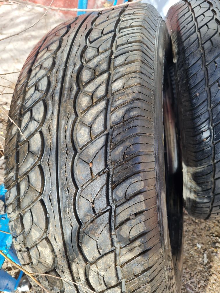 Резины б/у-3шт. 275/65R17