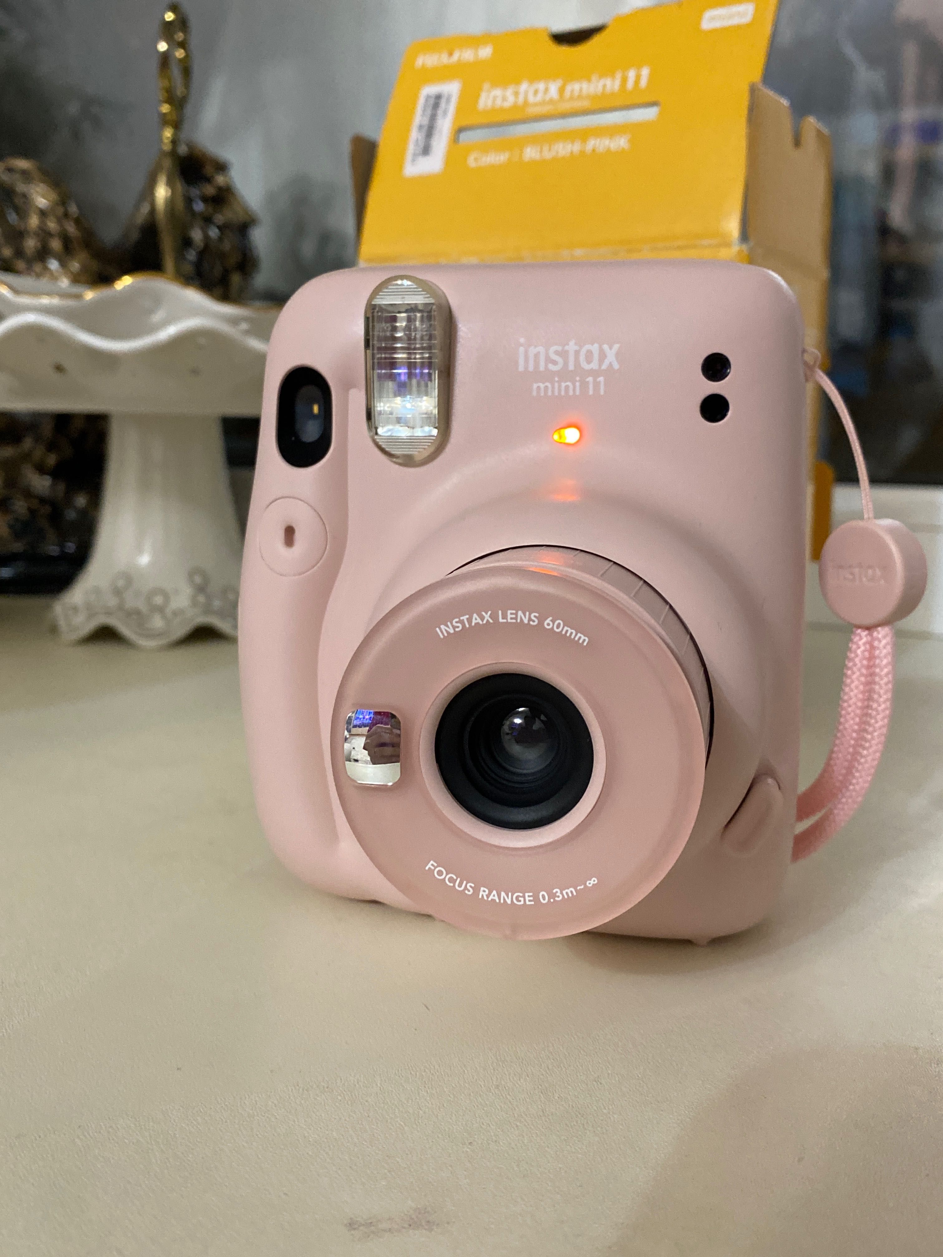Instax mini 11,пленочные фотоаппараты