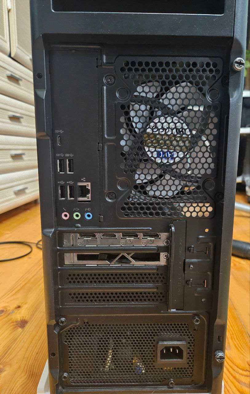 Компьютер Lenovo Legion T5 28IMB05