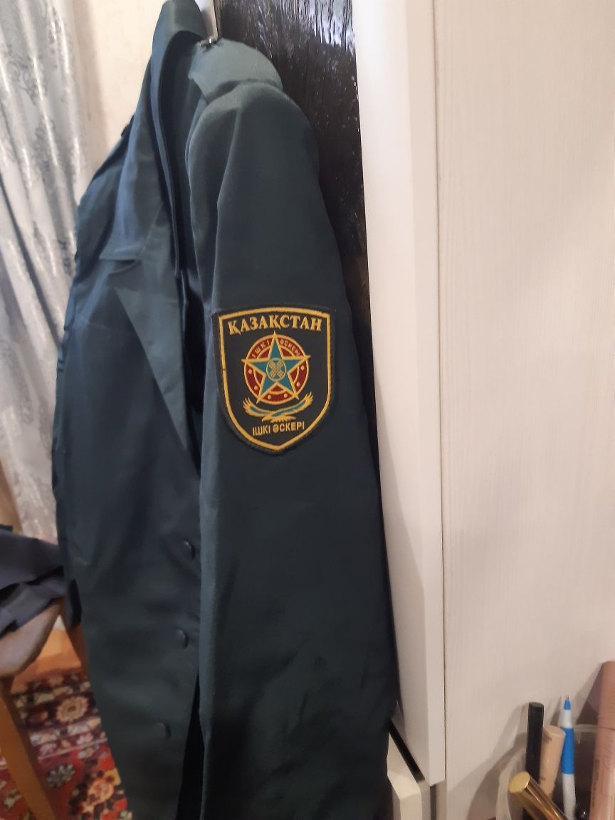 Продам военный плащ
