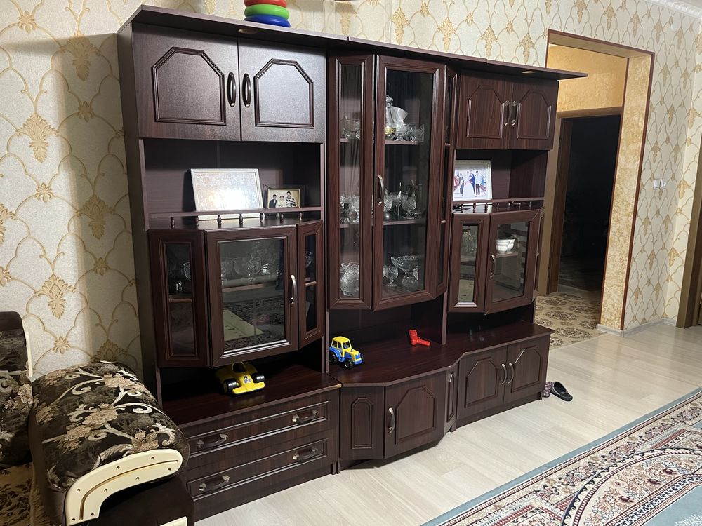 Горка для гостиной
