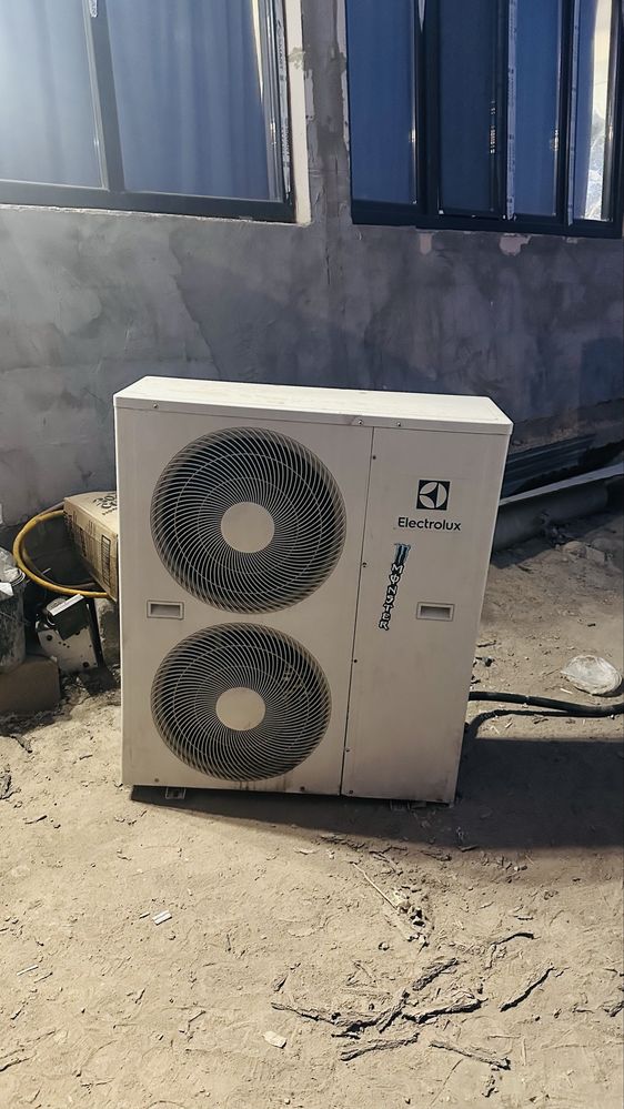 Кондиционер Electro LUX 140 квадрат