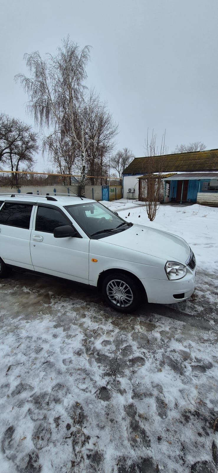 Приора 2 год выпуска 2013 год. Автозапуск. Кондиционер.  Подогрев зерк