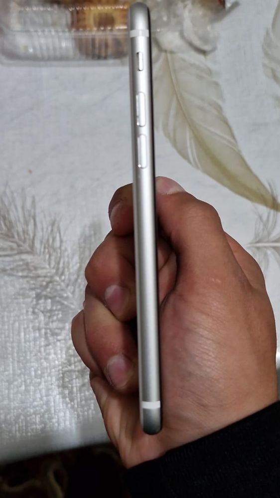 Iphone se 2, + ps3 прошитая + ps3 обычная , обмен