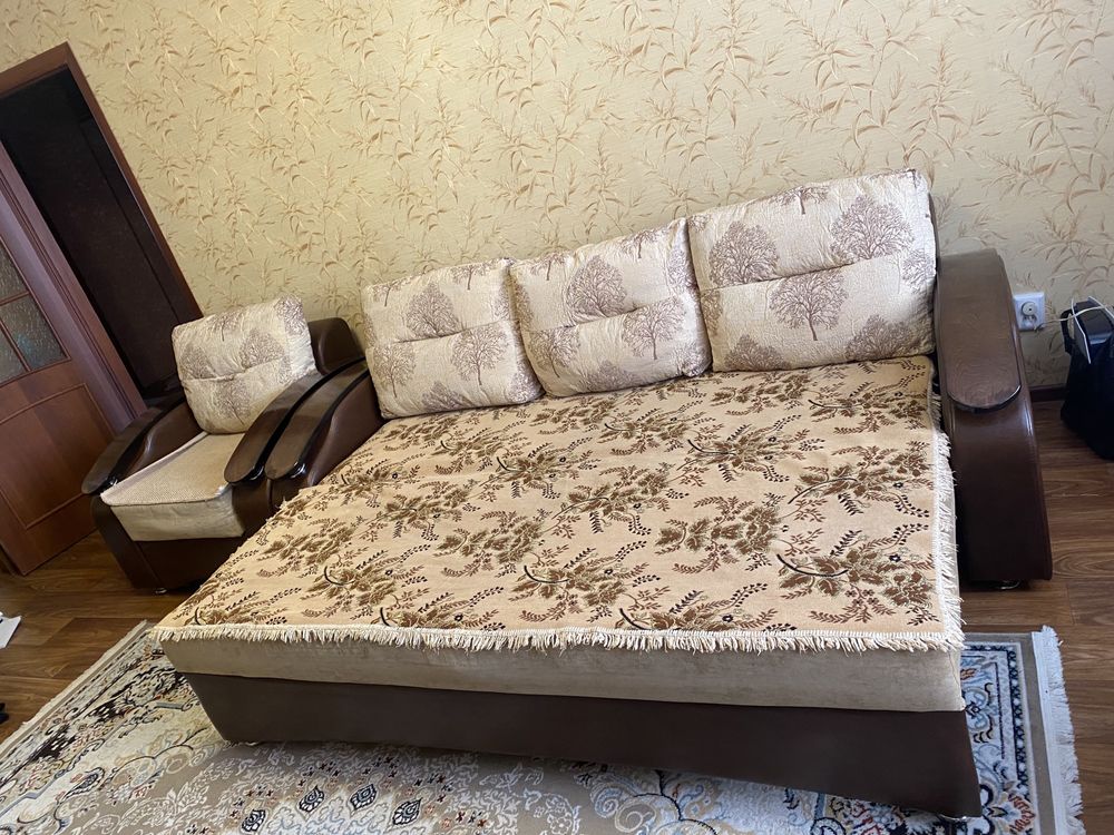 Продам диван, с креслами