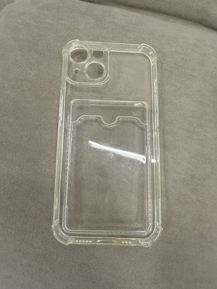 Набор чехлов для iPhone 14 (5–6 штук)