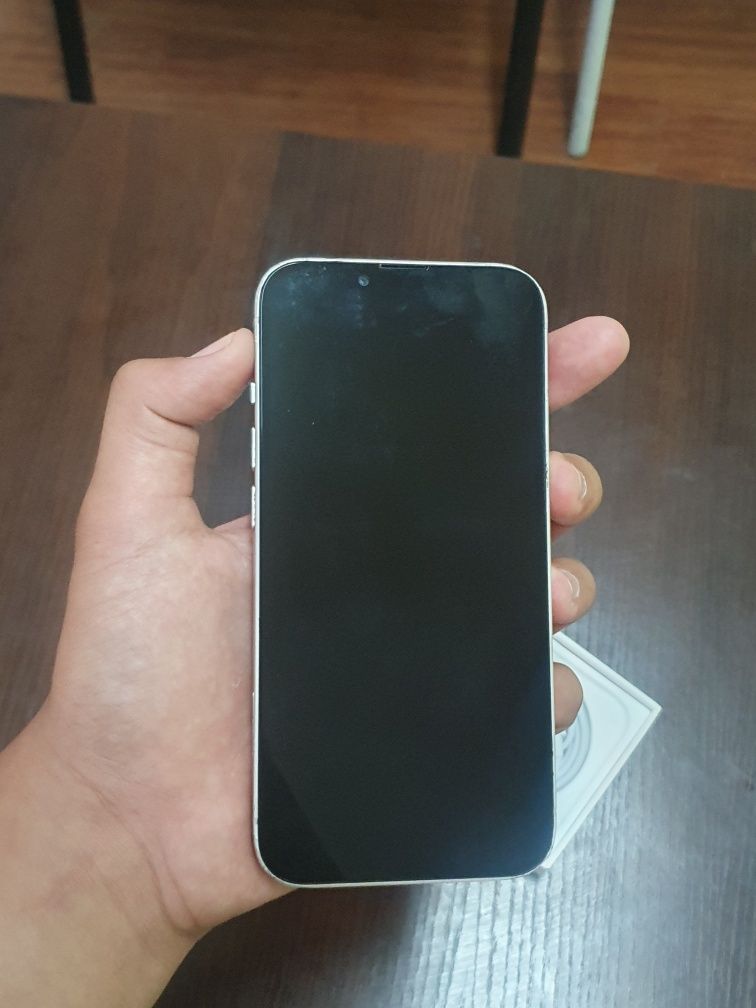 Айфон 13 iPhone 13