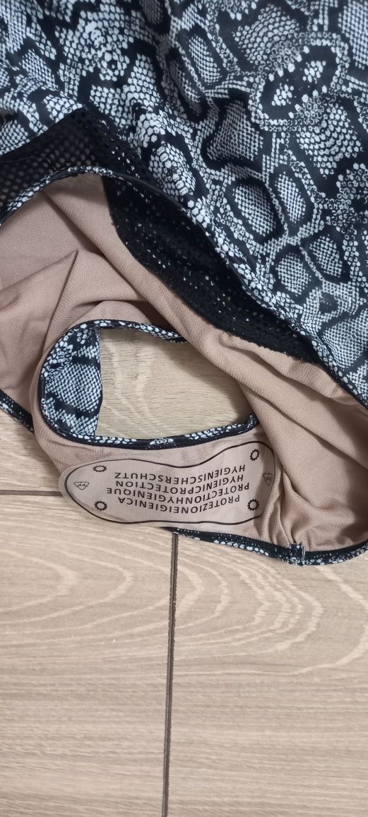 Продам новый купальник