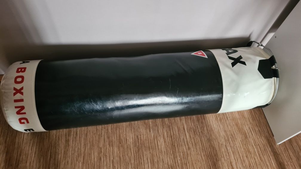 Продам боксёрский мешок ( груша для бокса ) фирма bax 80 кг