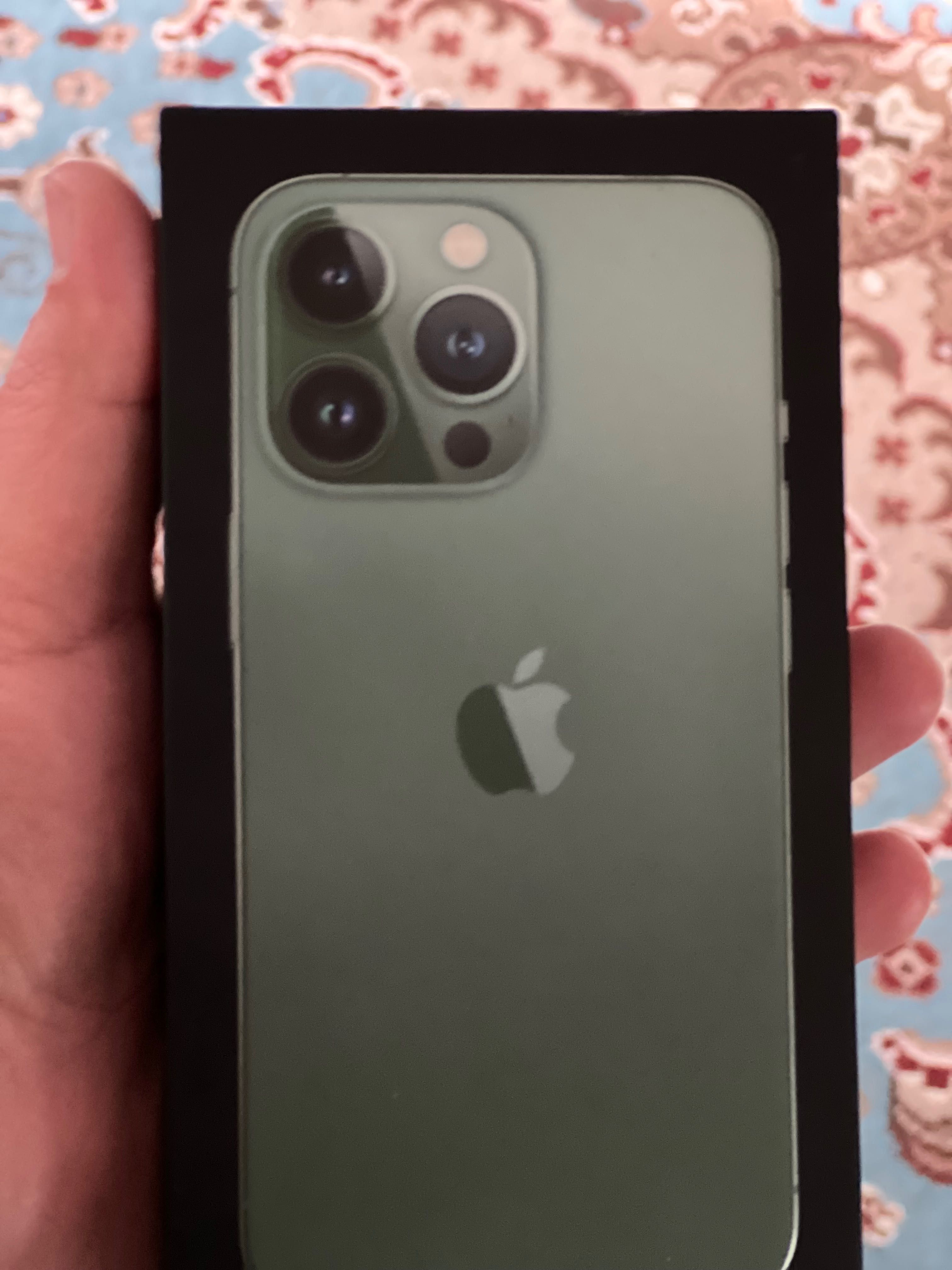 iPhone 13pro зеленый цвет емкость аккумулятора 78%