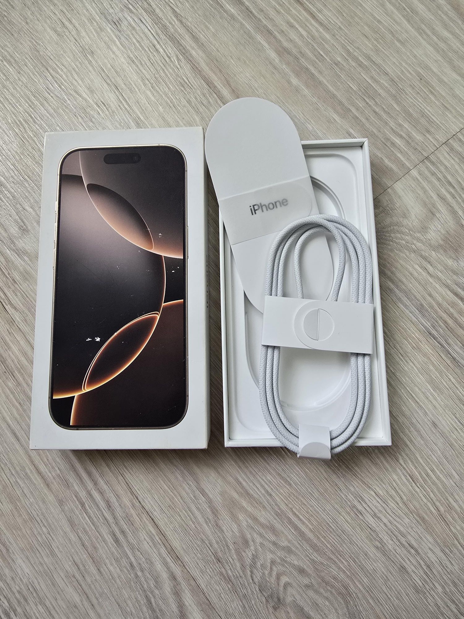 Iphone 16 Pro 256Gb Desert Titanium