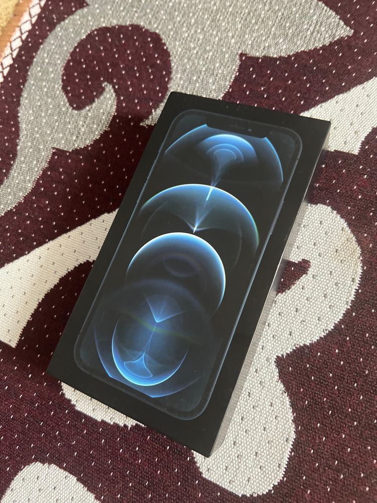 Продам iPhone 12 Pro 128 гб