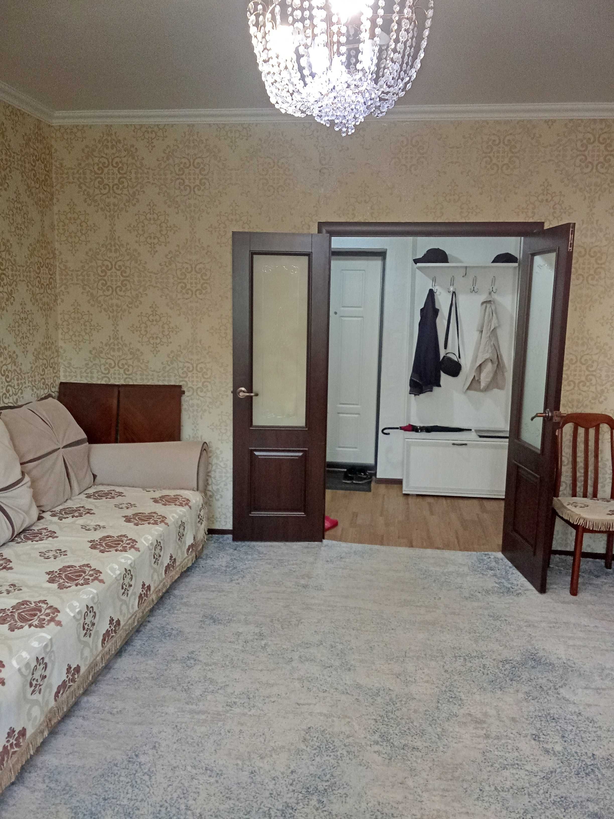 Продаётся 2-х комн. квартира  на Юго-Востоке по ул. пр. Шахтёров д.70