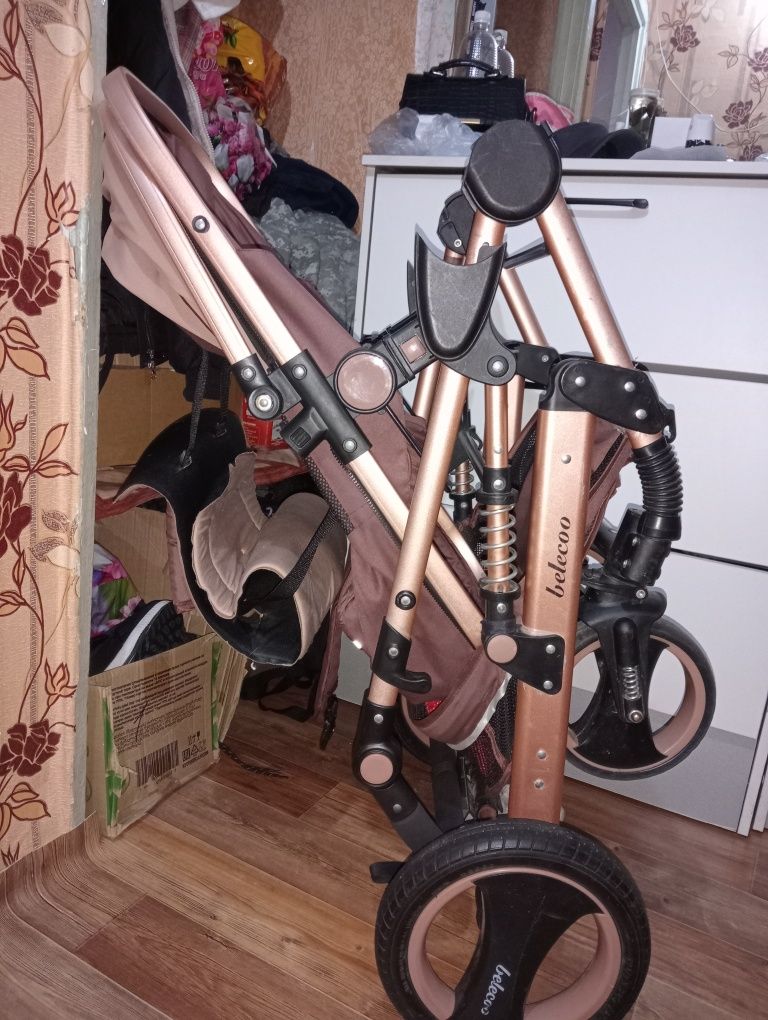 Продам коляску Белекко б/у