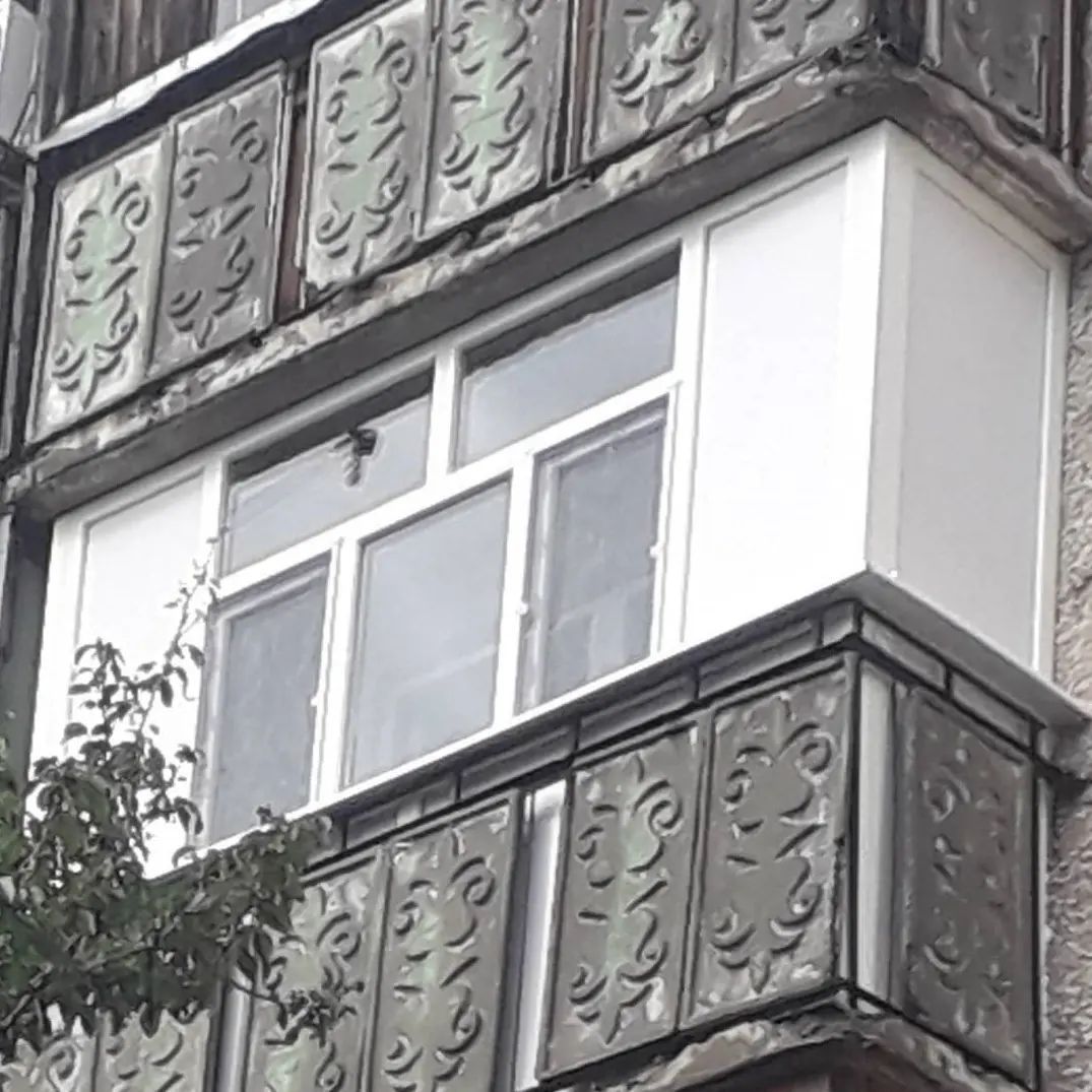 окна , балконы , Үштөбе
