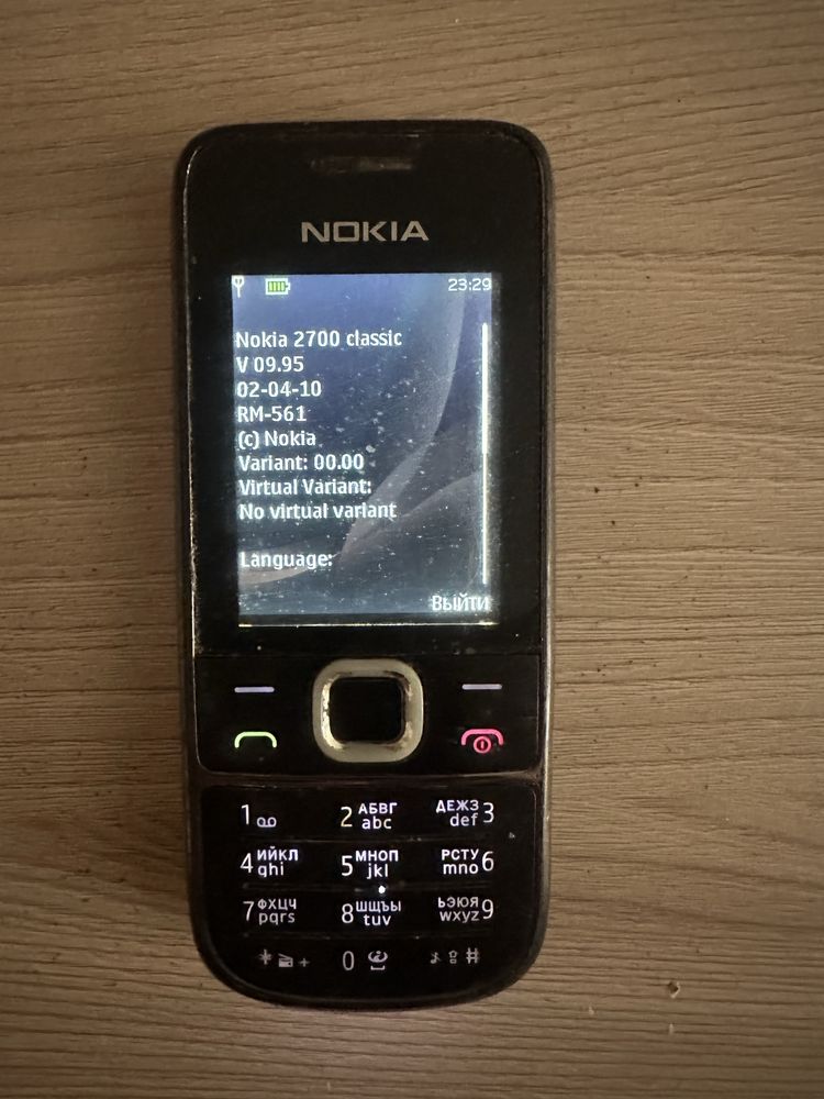 Nokia 2700 classic в полностью в рабочем состоянии