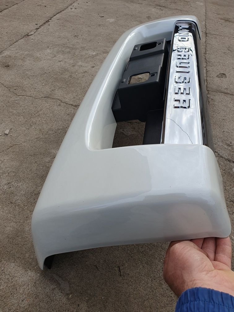 Накладка Toyota Land Cruiser 2007/2012