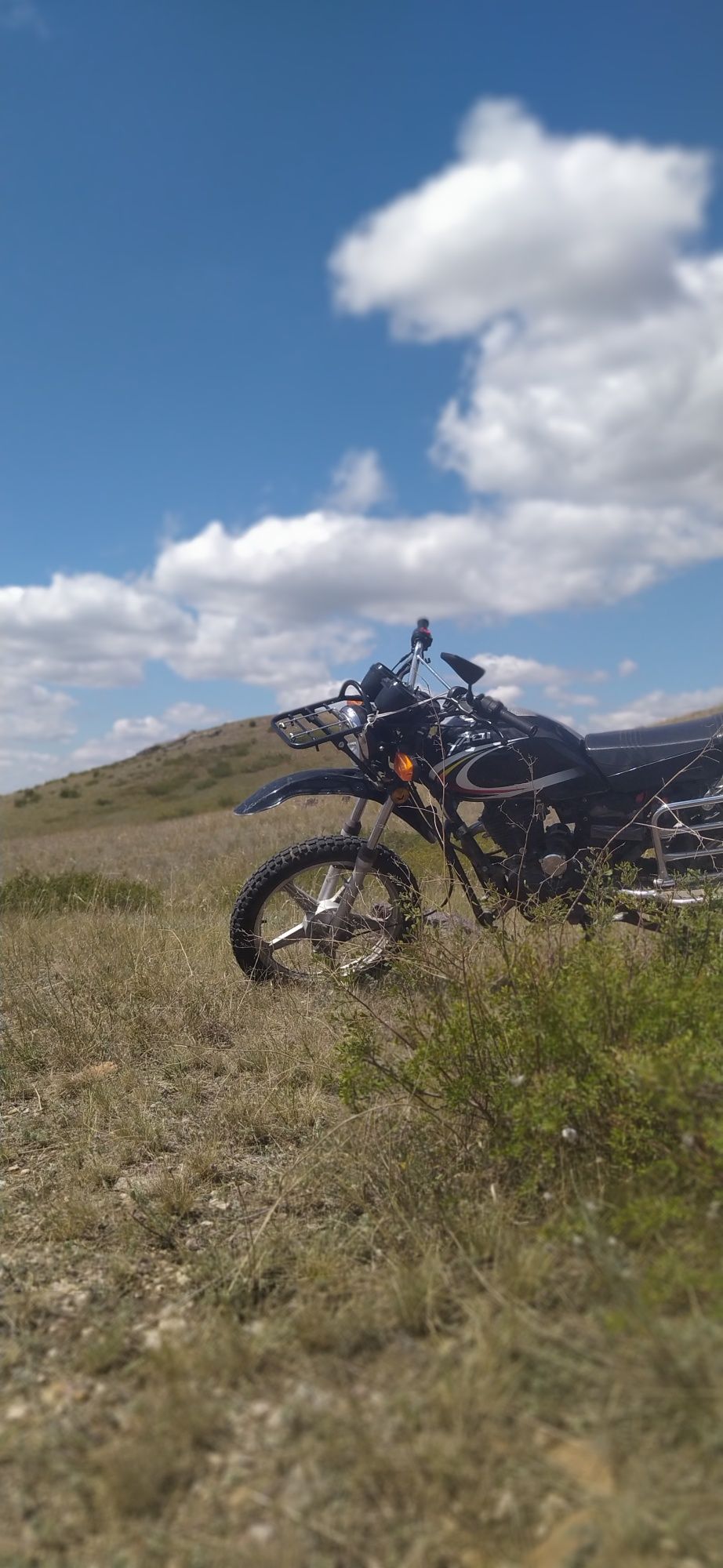 Мотоцикл  yaqi 200