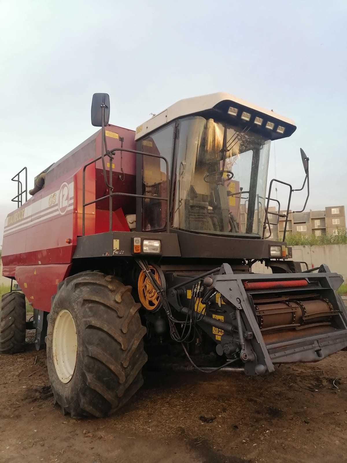 зерноуборочный комбайн Есиль 760 (Палессе)