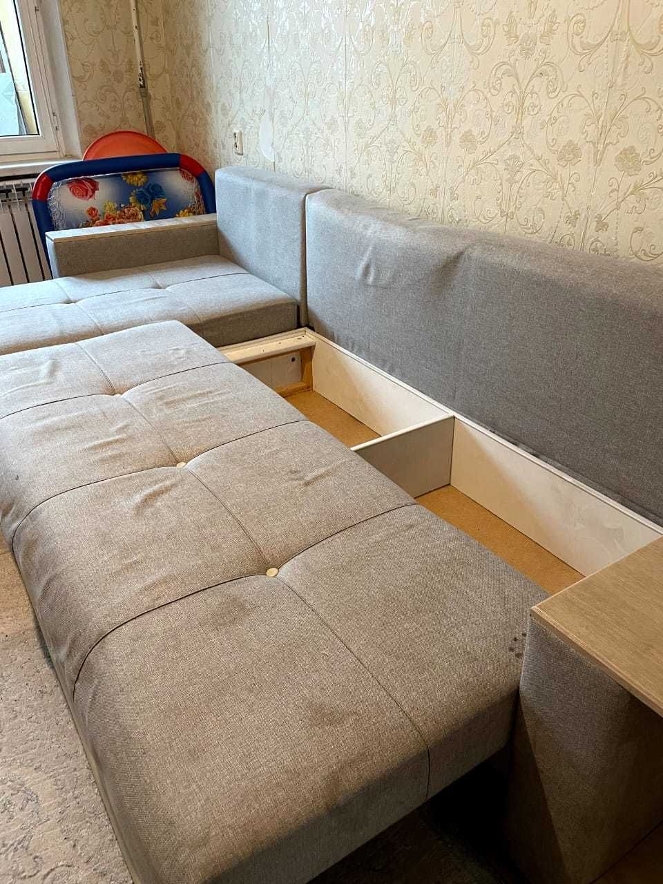 Раздвижной угловой диван