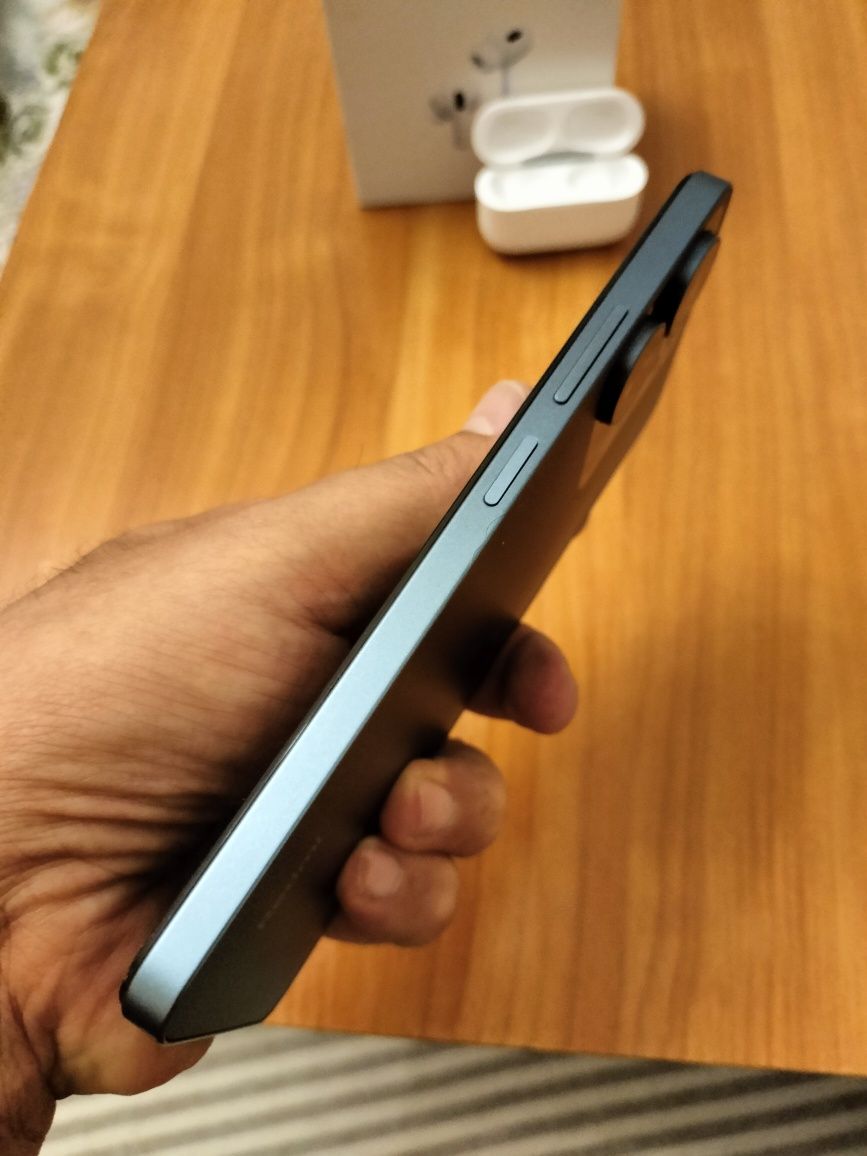 Redmi 13c.256/8g