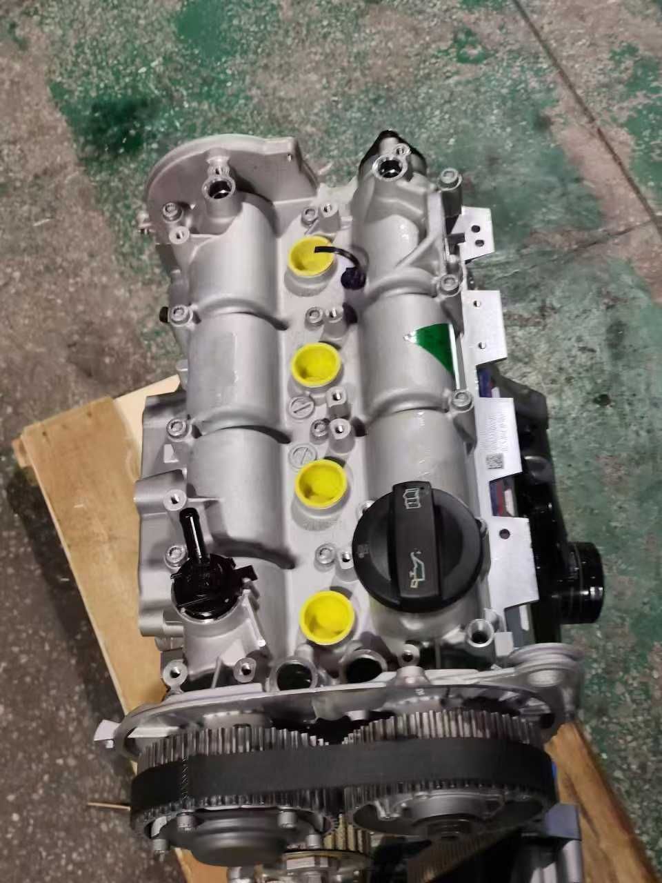 Лонг блок двигателя в сборе Volkswagen Santana объемом 1,5L DLX