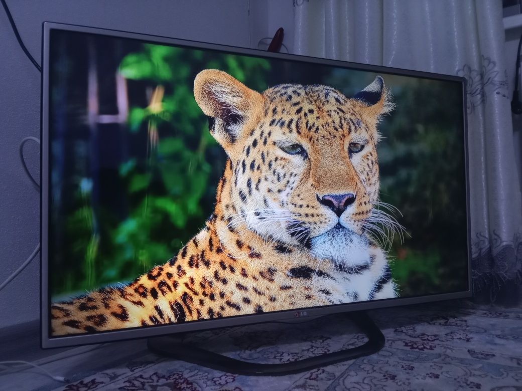 Большой LG-120см.3D SMART WIFI T2