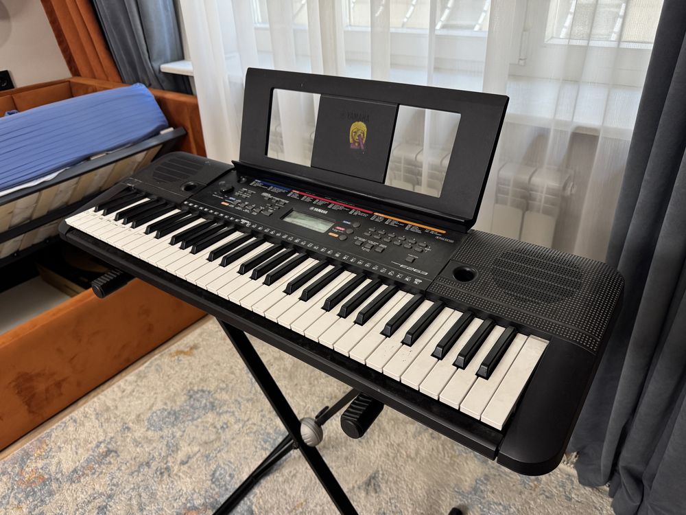 Синтизатор Yamaha PSR-E263