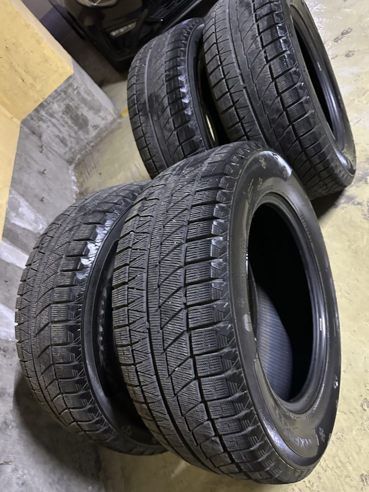 265/60 R18 Roadx липучка в хорошем состоянии.