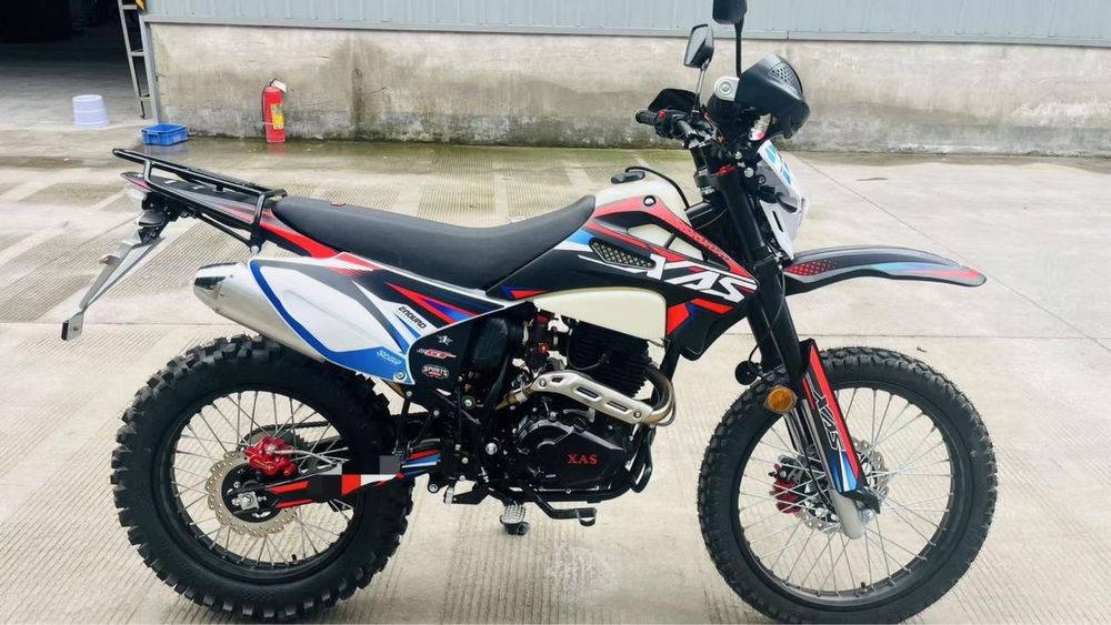 Продается мотоцикл ендурик XAS 300 куб