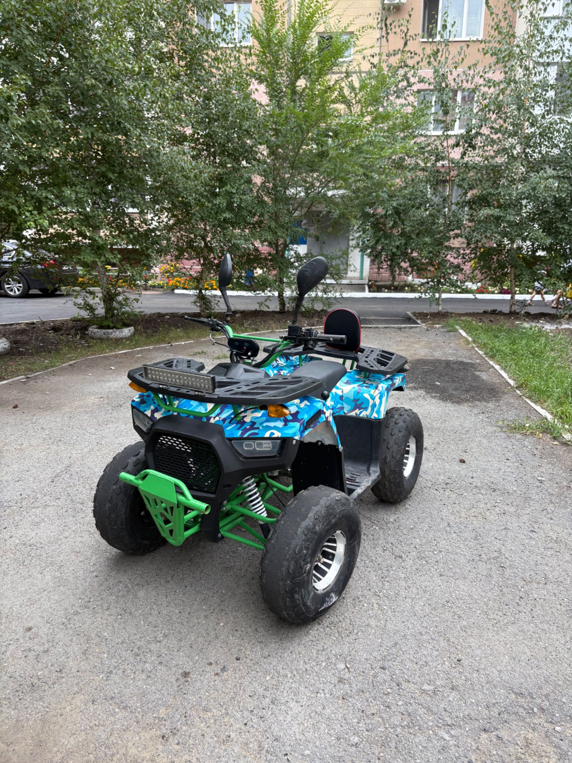 Квадроцикл продам