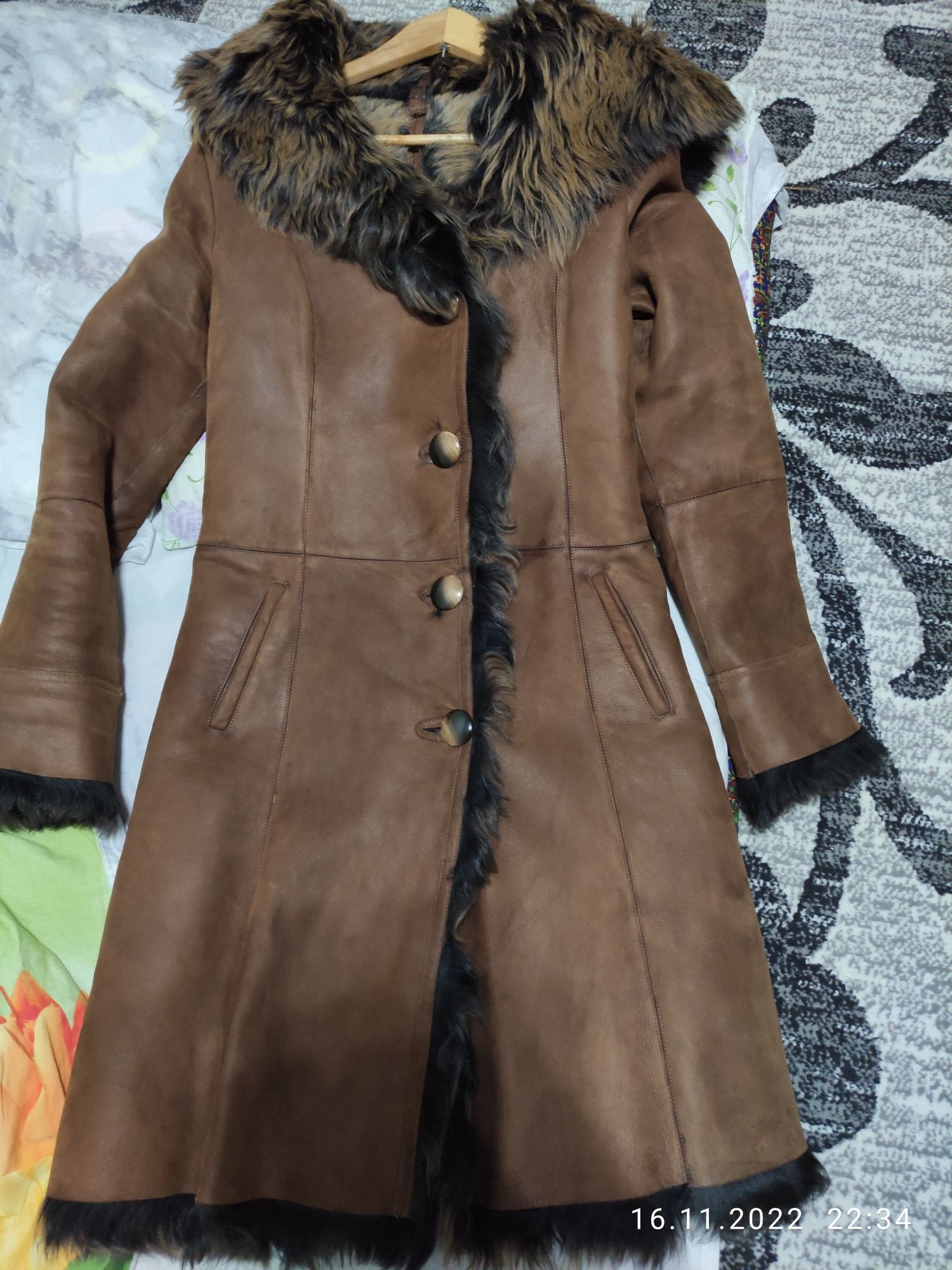 Продам женскую дублёнку