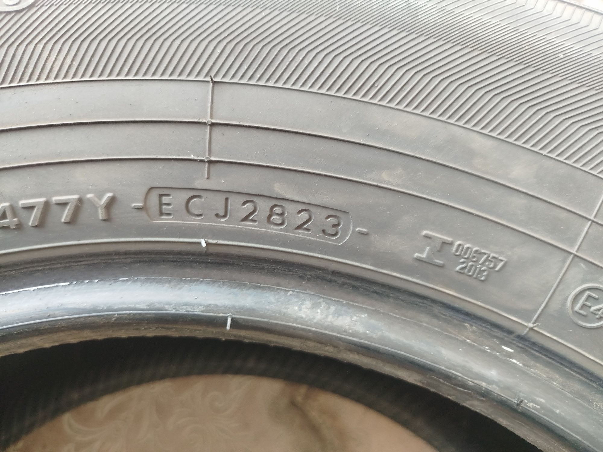 Резина 265-65R16 хорошем состоянии