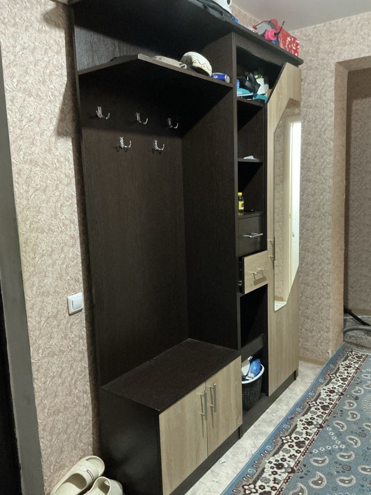 Срочно продаю  прихожку