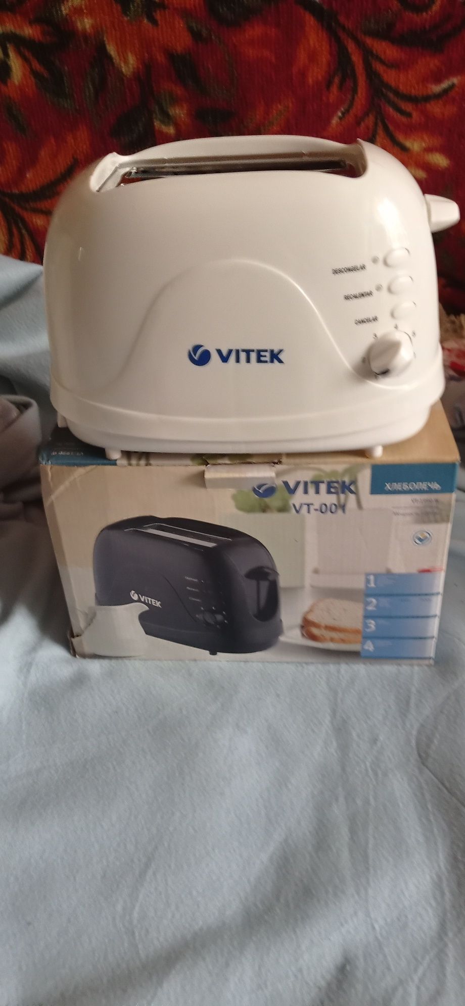 Тостер Vitek Новый