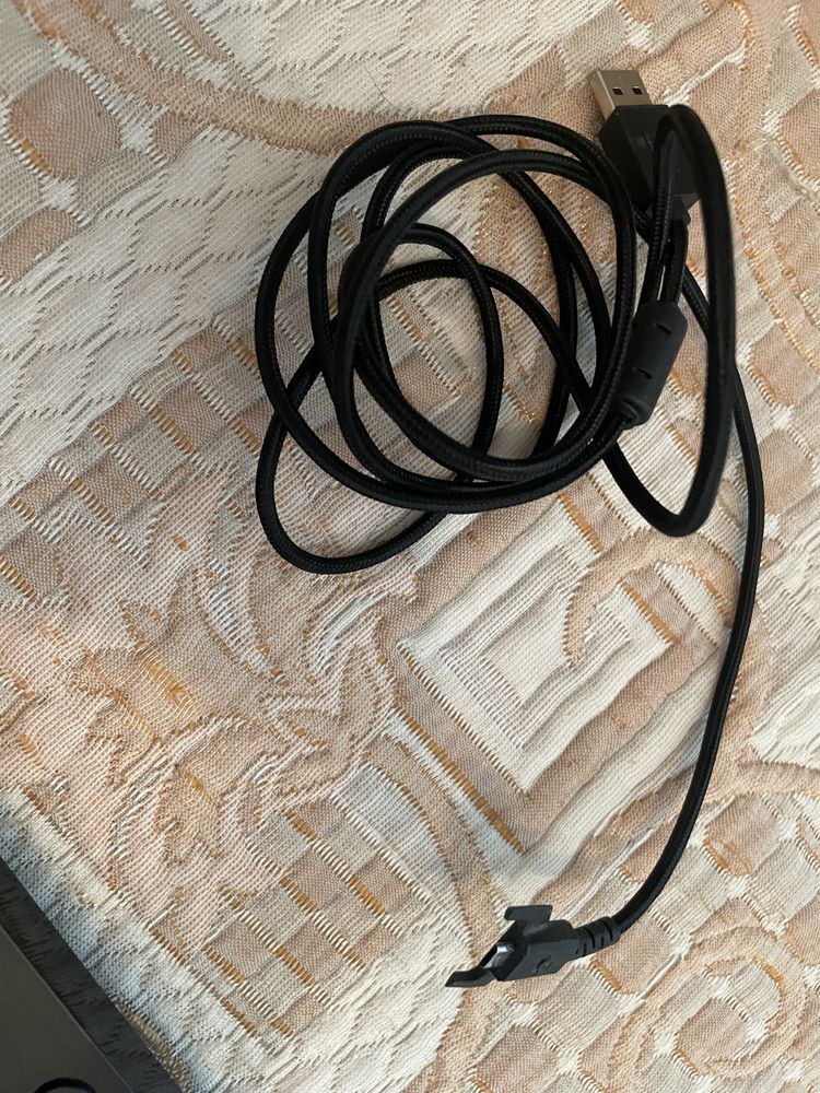 Продам клавиатуру Logitech G Pro TKL