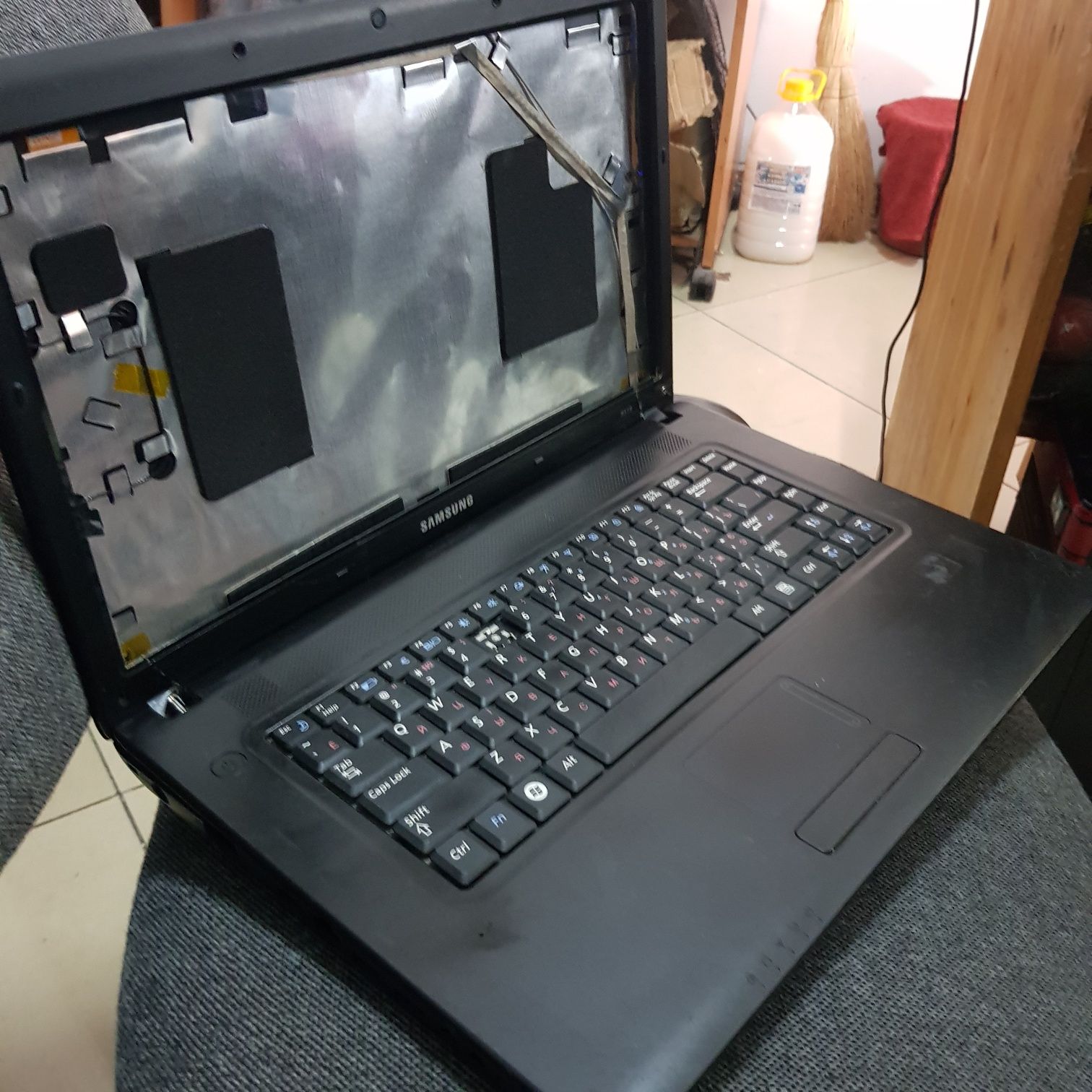 Samsung NP-R519 на запчасти