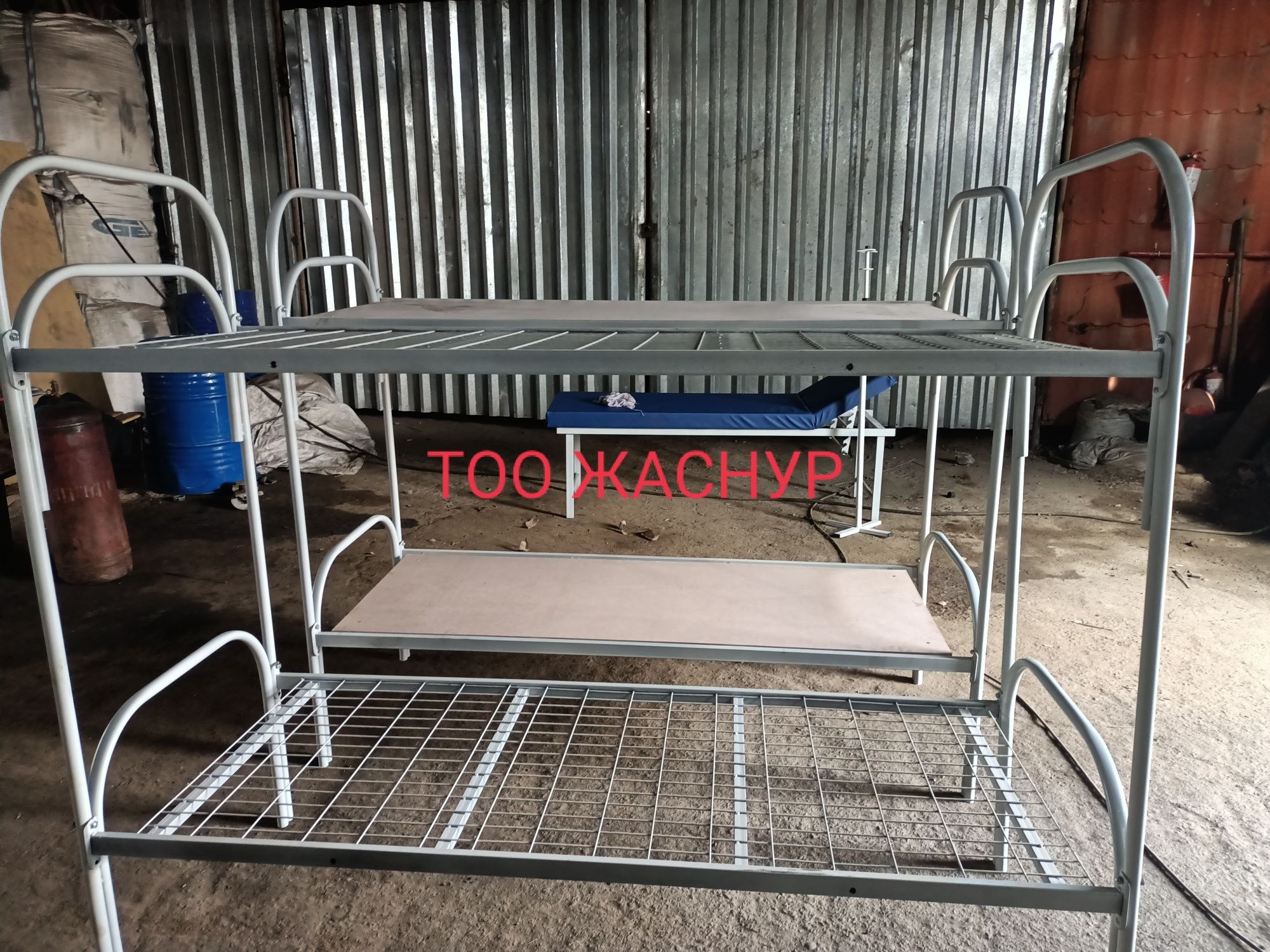 Железная кровать Одноярусная кровать