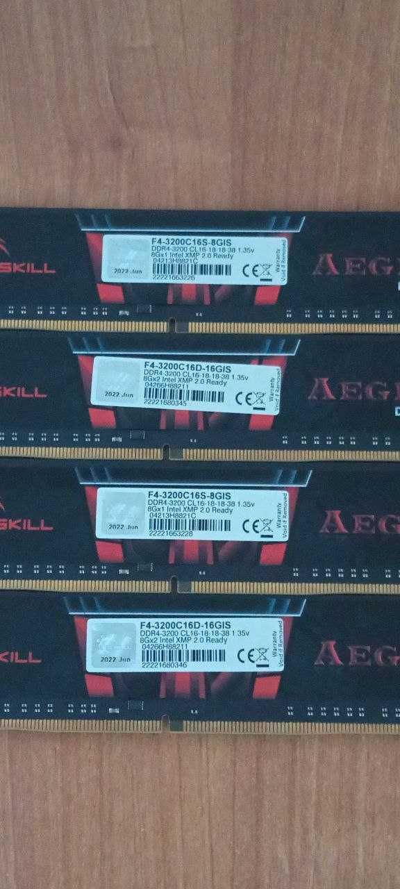 Оперативная память G.Skill Aegis F4-3200C16S-8GIS 8x32ГБ