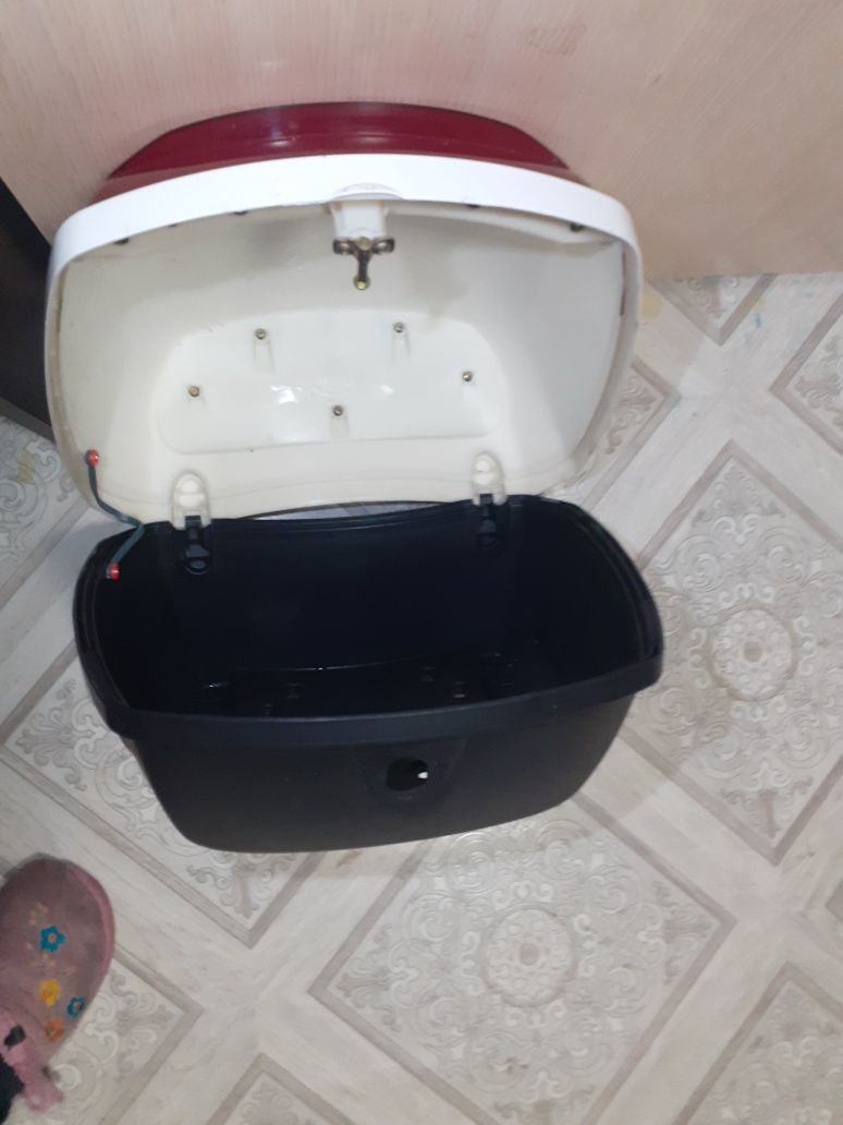 Продам багажник для мопеда