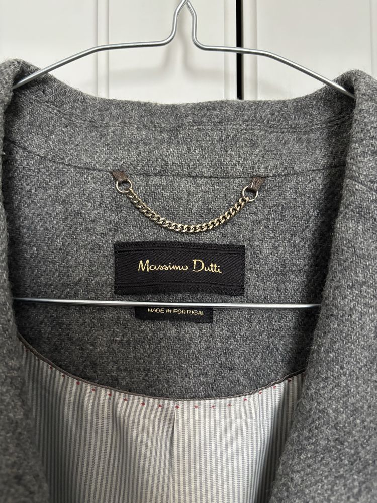 Серый пиджак Massimo Dutti