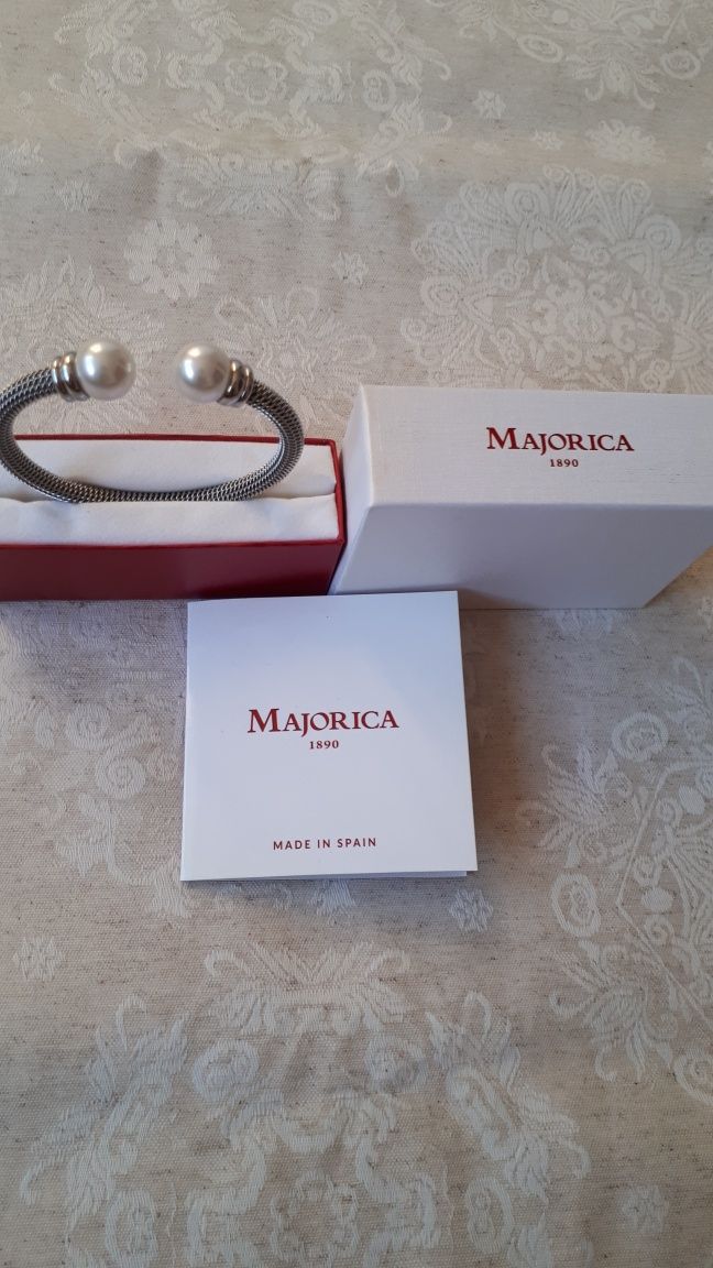 Наборы новые оригиналы Majorica, Swarovski, серебрянный набор