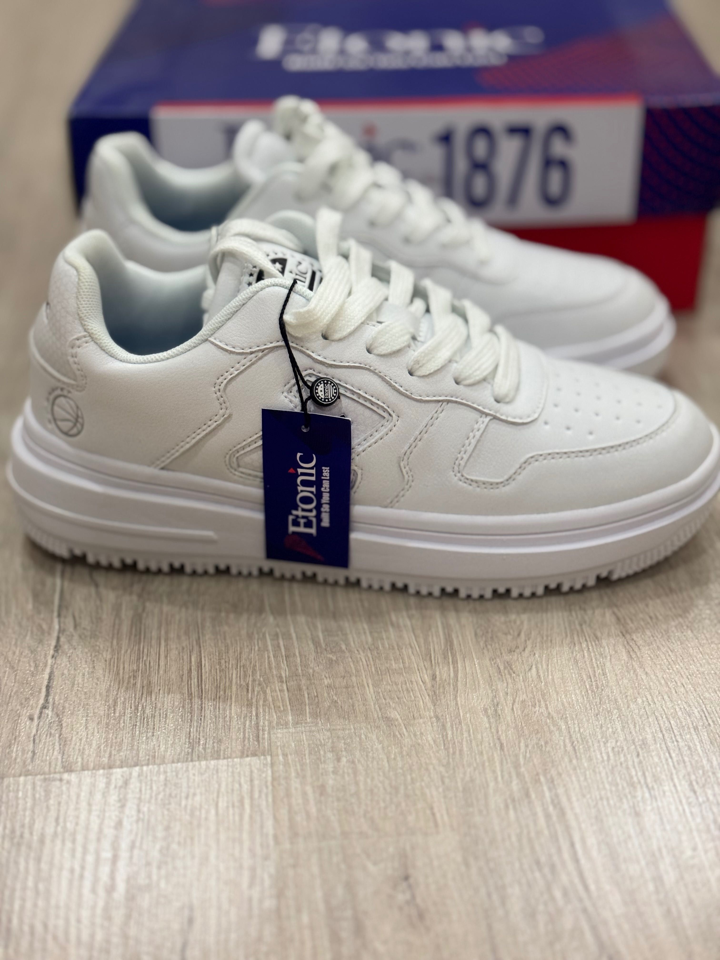 Кроссовки Etonic