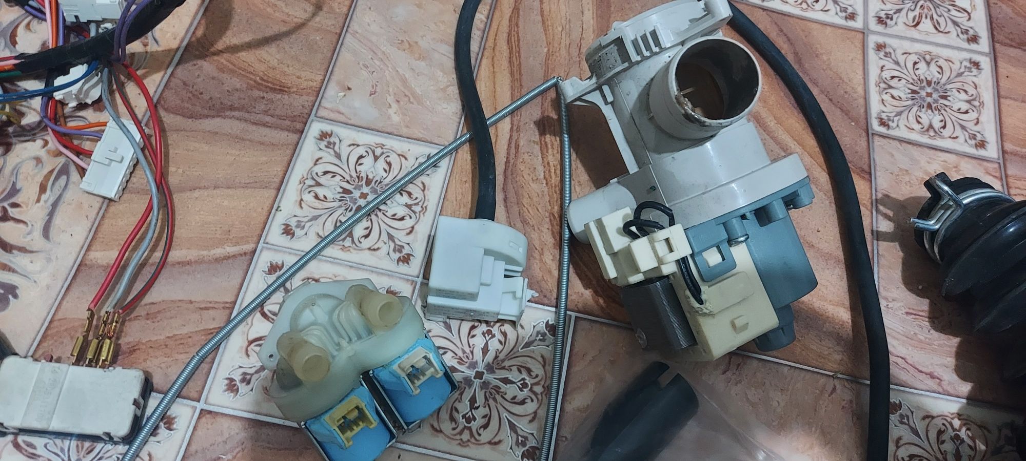 Зпачасти на стиральную машинку