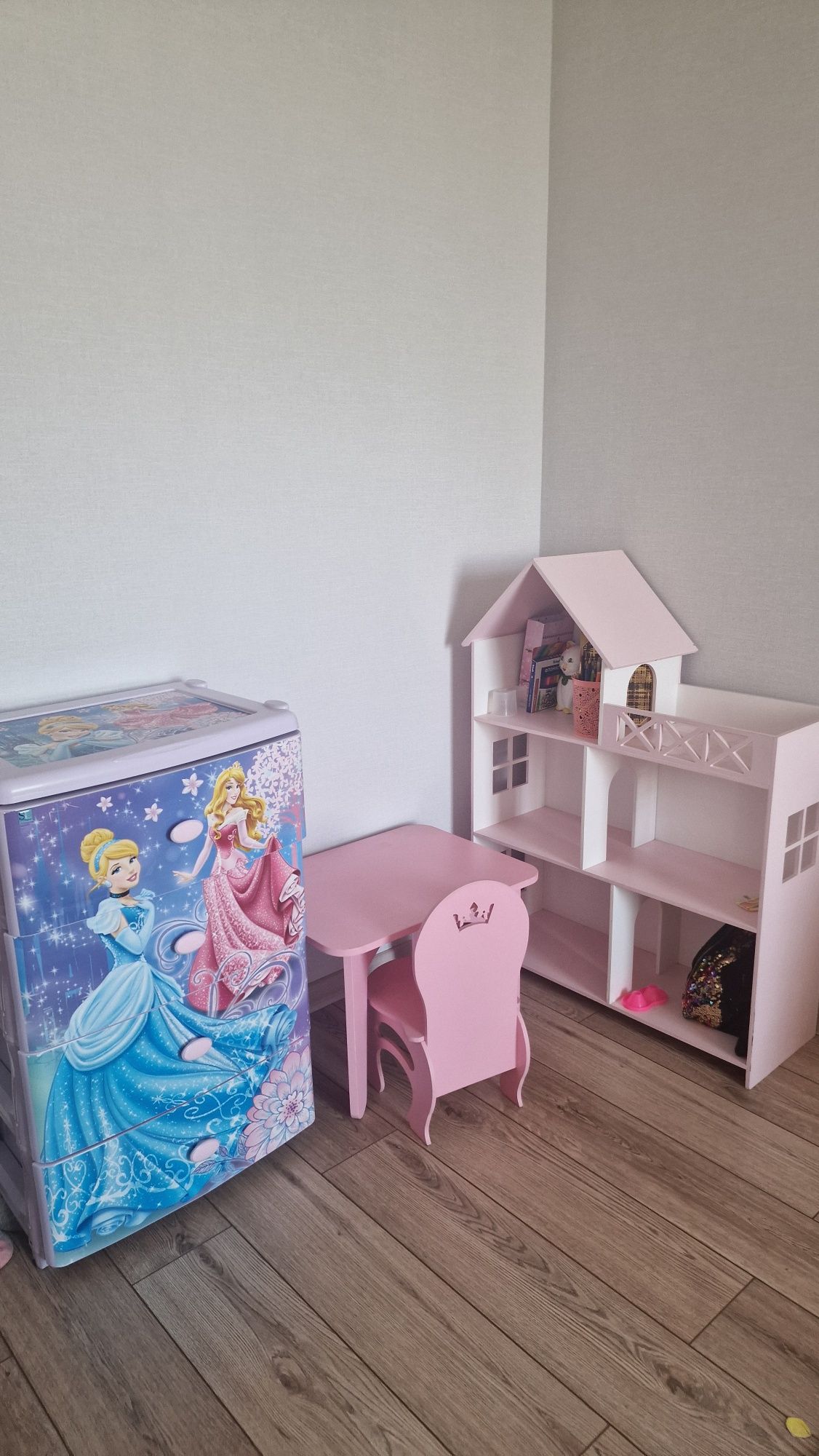 Продам детскую мебель